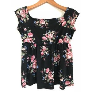 Torrid Womens Babydoll Cold Shoulder Top Size 00